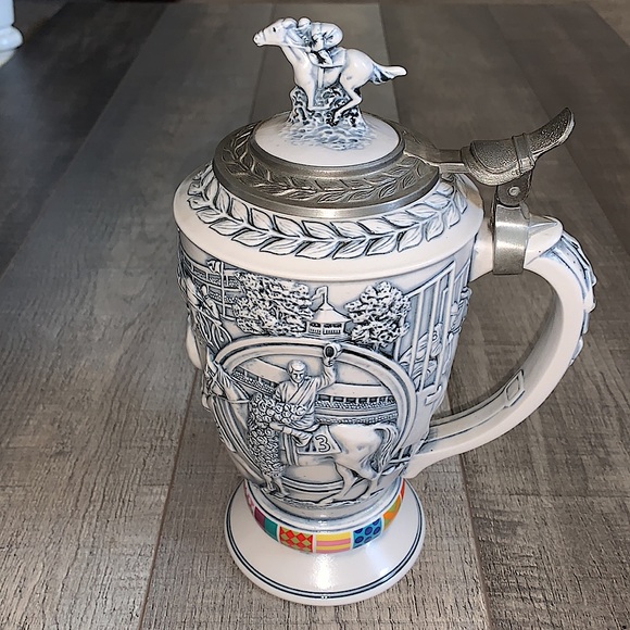 Avon Stein - Picture 2 of 8